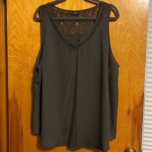 Torrid 3x gray blouse